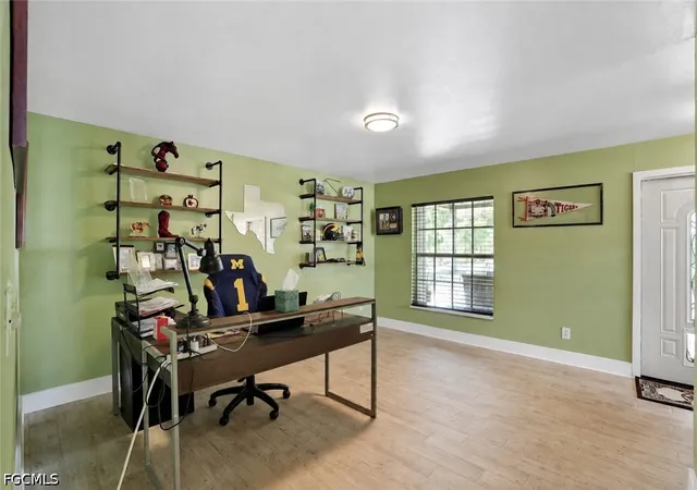 Photo 4 of Single family home for sale at 2216 River Oak Ln, Fort Myers, FL 33905 | MLS# 2026035431 | Listing updated on 2026-09-03