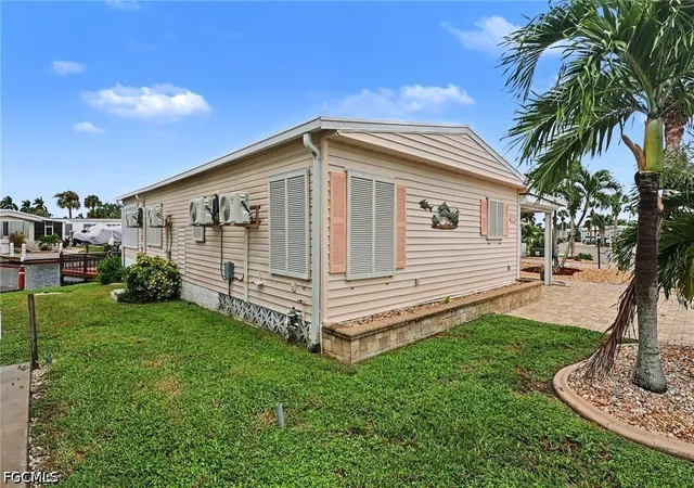 Photo 3 of Manufactured home for sale at 17620 Bryan Ct, Fort Myers Beach, FL 33931 | MLS# 2026035446 | Listing updated on 2026-10-05