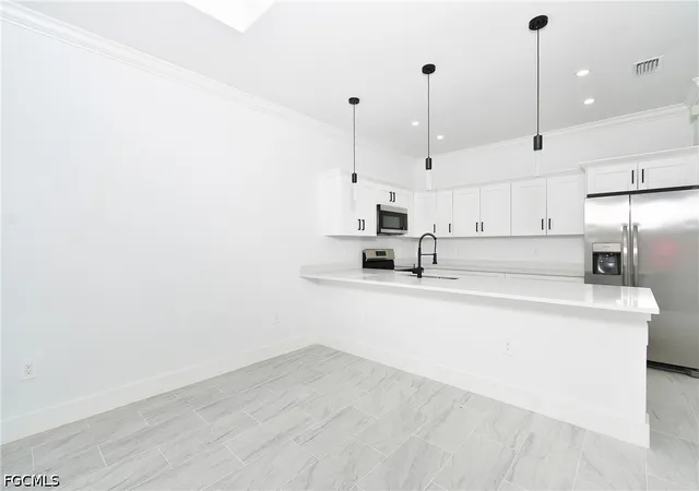 Photo 4 of Single family home for sale at 2323 Unity Ave, Fort Myers, FL 33901 | MLS# 2026035513 | Listing updated on 2026-09-19