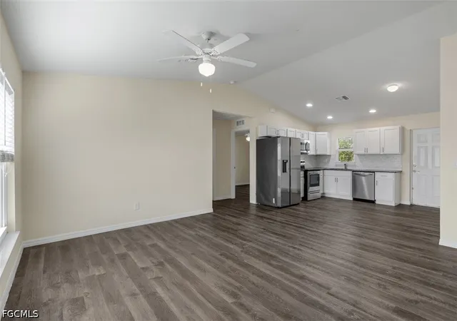 Photo 4 of Single family home for sale at 3113 Pebble Ln, Labelle, FL 33935 | MLS# 2026035514 | Listing updated on 2026-09-12