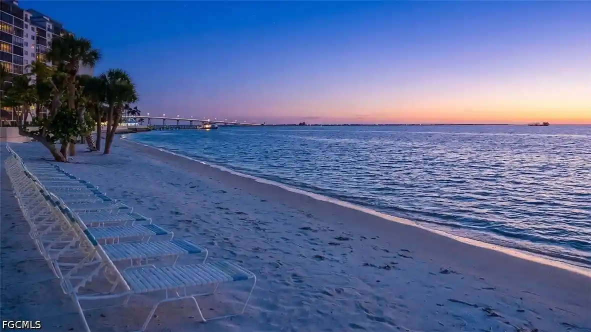 Listing Photo 30 - Condo for sale in 17080 Harbour Pt Dr located at 17080 Harbour Pt Dr, Fort Myers, FL 33908 - Unit #711