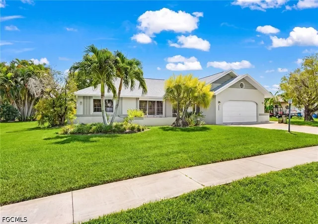 Photo 3 of Single family home for sale at 4220 Glasgow Ct, North Fort Myers, FL 33903 | MLS# 2026035549 | Listing updated on 2026-09-17