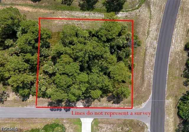 Photo 3 of Sale Pending at 8087 Sherwood Cir, Labelle, FL 33935 | MLS# 2026035557 | Listing updated on 2026-09-04