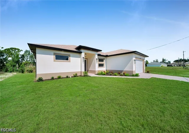 Photo 3 of Single family home for sale at 3338 Ne 9th Pl, Cape Coral, FL 33909 | MLS# 2026035568 | Listing updated on 2026-09-14