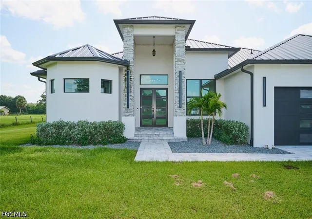 Photo 2 of Single family home for sale at 6201 Greenbriar Farms Rd, Fort Myers, FL 33905 | MLS# 2026035572 | Listing updated on 2026-09-27