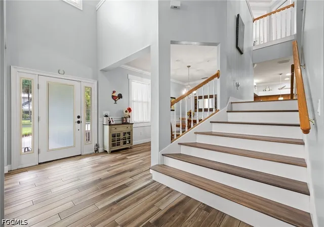 Photo 4 of Single family home for sale at 16450 Oakview Cir, Alva, FL 33920 | MLS# 2026035610 | Listing updated on 2026-09-14