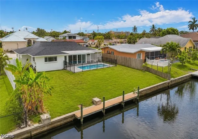 Photo 3 of Single family home for sale at 1428 Vendome Ct, Cape Coral, FL 33904 | MLS# 2026035626 | Listing updated on 2026-09-30