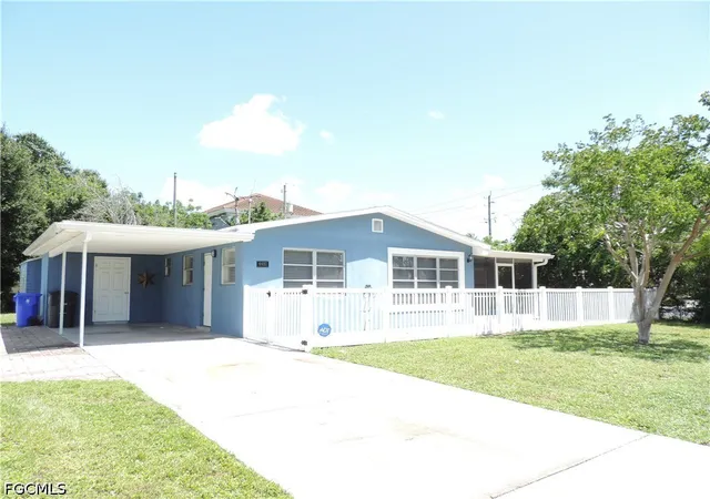 Photo 1 of Sale Pending at 4481 Lagg Ave, Fort Myers, FL 33901 | MLS# 2026035653 | Listing updated on 2026-09-08