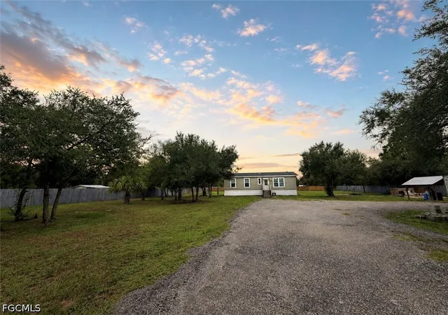 Photo 12 of Sale Pending at 130 Avenida Del Sur, Clewiston, FL 33440 | MLS# 2026035660 | Listing updated on 2026-10-04
