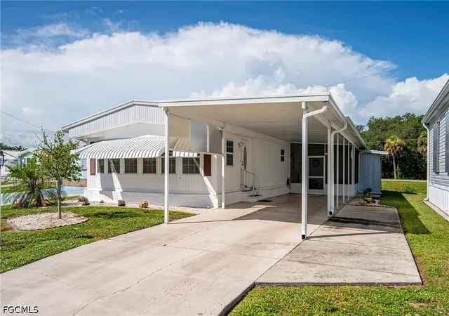 Photo 2 of Sale Pending at 210 Sante Fe Trl, North Fort Myers, FL 33917 | MLS# 2026035706 | Listing updated on 2026-09-08