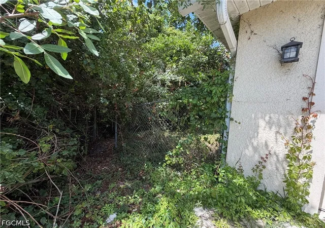 Photo 3 of Single family home for sale at 367 Peerless St, Lehigh Acres, FL 33974 | MLS# 2026035711 | Listing updated on 2026-09-11