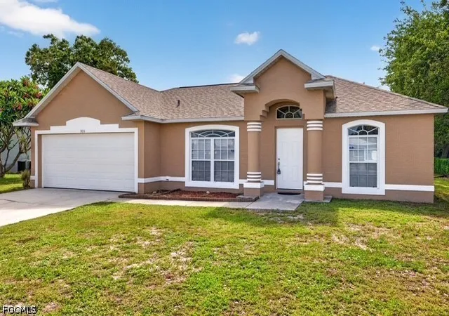 Photo 2 of Single family home for sale at 903 Se 5th Ave, Cape Coral, FL 33990 | MLS# 2026035716 | Listing updated on 2026-09-12