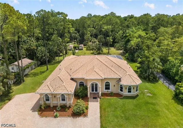 Photo 1 of Sale Pending at 1360 29th St Sw, Naples, FL 34117 | MLS# 2026035746 | Listing updated on 2026-09-05