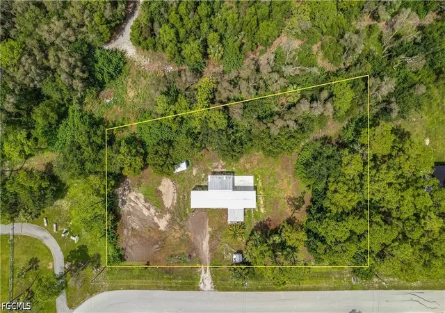 Photo 3 of Sale Pending at 8352 Barbie Ln, North Fort Myers, FL 33917 | MLS# 2026035757 | Listing updated on 2026-10-27