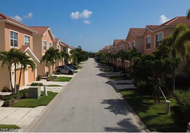 Photo 2 of Sale Pending at 10178 Via Colomba Cir, Fort Myers, FL 33966 | MLS# 226030464 | Listing updated on 2026-09-14
