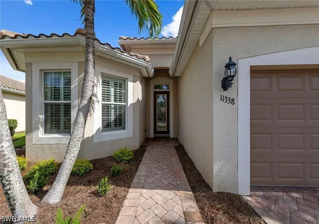 Photo 4 of Sale Pending at 11338 Merriweather Ct, Fort Myers, FL 33913 | MLS# 226030499 | Listing updated on 2026-09-15