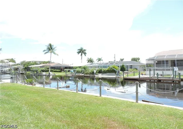 Photo 3 of Single family home for sale at 6401 Plumosa Ave, Fort Myers, FL 33908 | MLS# 2026035789 | Listing updated on 2026-09-02