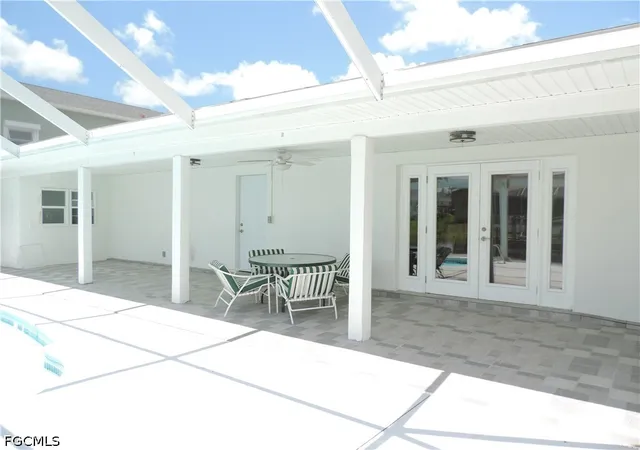 Photo 4 of Single family home for sale at 6401 Plumosa Ave, Fort Myers, FL 33908 | MLS# 2026035789 | Listing updated on 2026-09-02
