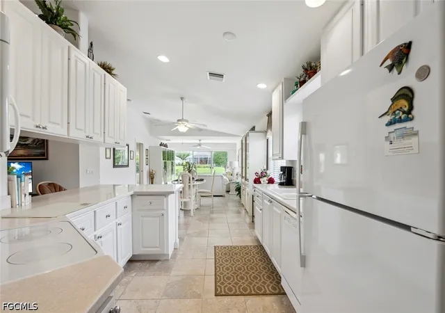 Photo 4 of Townhouse for sale at 28258 Islet Trl, Bonita Springs, FL 34135 | MLS# 2026035792 | Listing updated on 2026-09-27