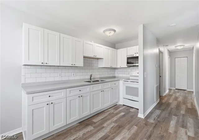 Photo 2 of Single family home for sale at 899 Ridgeway Dr, North Fort Myers, FL 33903 | MLS# 2026035796 | Listing updated on 2026-09-10