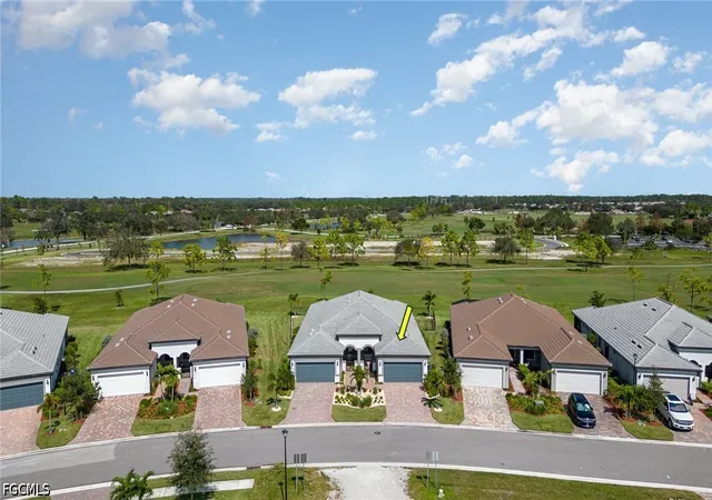 Photo 2 of Townhouse for sale at 16629 Rolling Rock Blvd, Alva, FL 33920 | MLS# 2026035799 | Listing updated on 2026-09-06