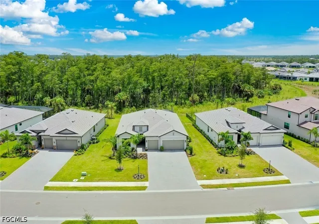 Photo 2 of Single family home for sale at 19070 Hinkley Dr, Estero, FL 33928 | MLS# 2026035808 | Listing updated on 2026-09-16