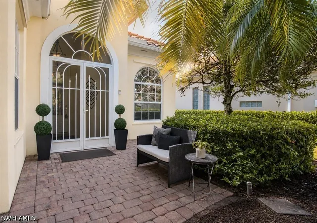 Photo 2 of Sale Pending at 2737 Island Pond Ln, Naples, FL 34119 | MLS# 226030415 | Listing updated on 2026-09-03