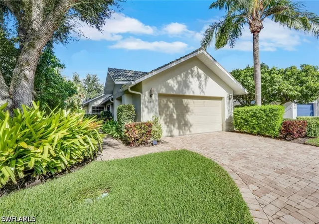 Photo 2 of Single family home for sale at 11011 Linnet Ln, Naples, FL 34119 | MLS# 226030548 | Listing updated on 2026-09-16