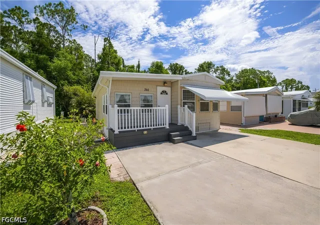 Manufactured home for sale at 260 Caravan Cir, North Fort Myers, FL 33903 | MLS# 2026035844