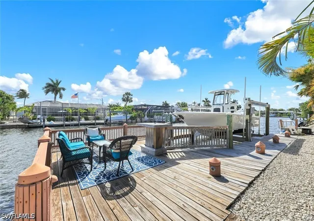 Photo 3 of Single family home for sale at 785 Willow Ct, Marco Island, FL 34145 | MLS# 226030335 | Listing updated on 2026-09-11