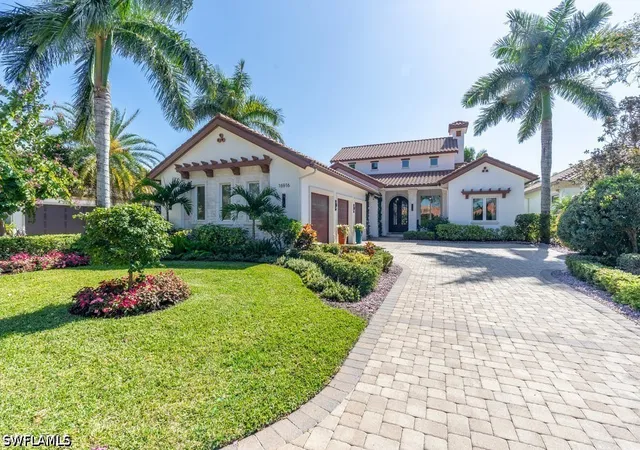 Photo 2 of Single family home for sale at 16916 Fairgrove Wy, Naples, FL 34110 | MLS# 226030311 | Listing updated on 2026-09-11