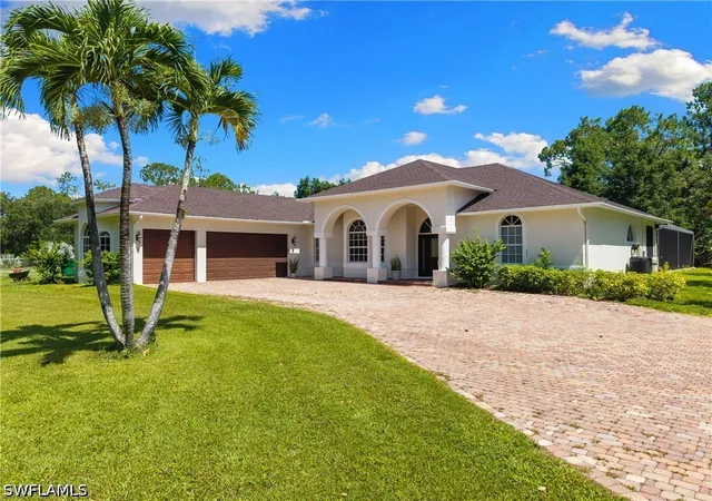 Photo 1 of Single family home for sale at 6521 Livingston Woods Ln, Naples, FL 34109 | MLS# 226025681 | Listing updated on 2026-09-05