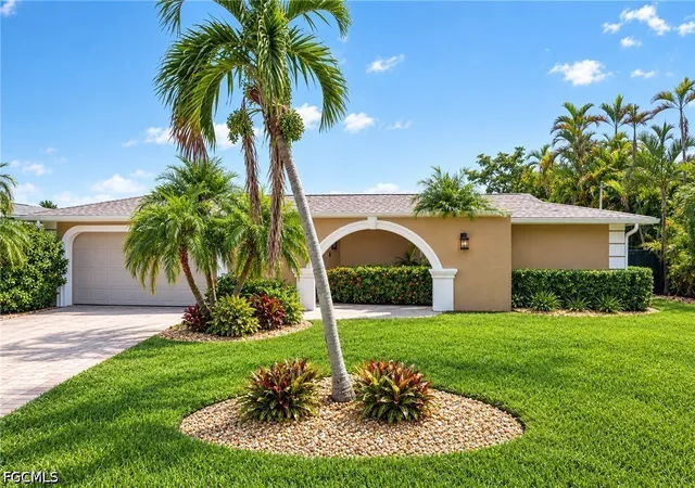 Photo 2 of Single family home for sale at 1928 Savona Pkwy, Cape Coral, FL 33904 | MLS# 2026035925 | Listing updated on 2026-09-11