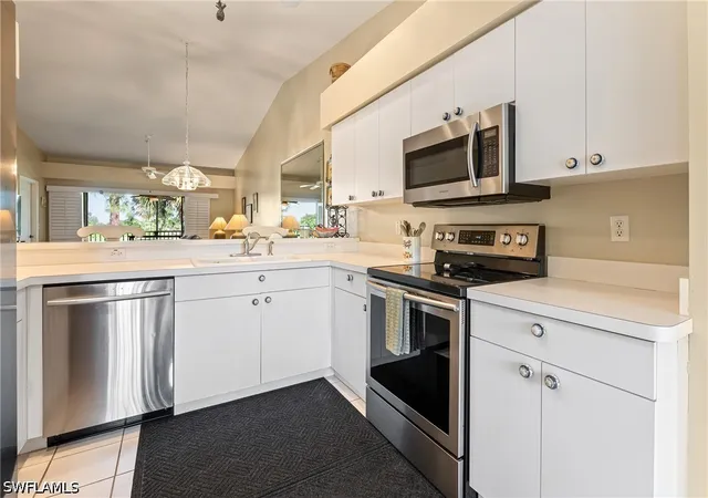 Listing Photo 5 - Condo for sale in building located at 26991 Clarkston Dr, Bonita Springs, FL 34135 - Unit #8202