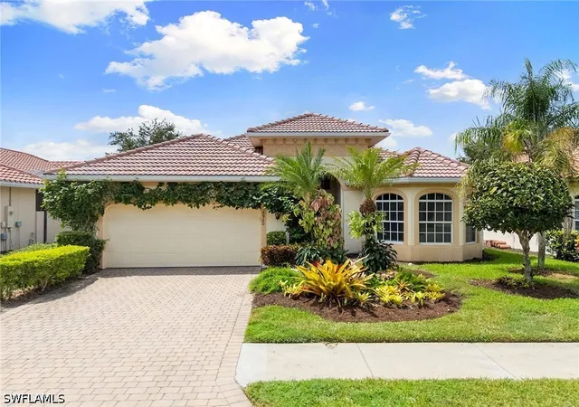 Photo 1 of Single family home for sale at 6920 Bent Grass Dr, Naples, FL 34113 | MLS# 226030596 | Listing updated on 2026-09-14