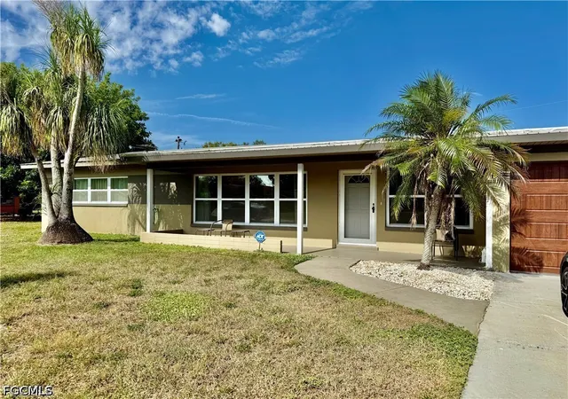 Photo 3 of Sale Pending at 17 Kansas Rd, Lehigh Acres, FL 33936 | MLS# 2026036027 | Listing updated on 2026-09-17