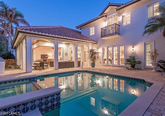 Photo 2 of Sale Pending at 155 20th Ave S, Naples, FL 34102 | MLS# 226030692 | Listing updated on 2026-09-08