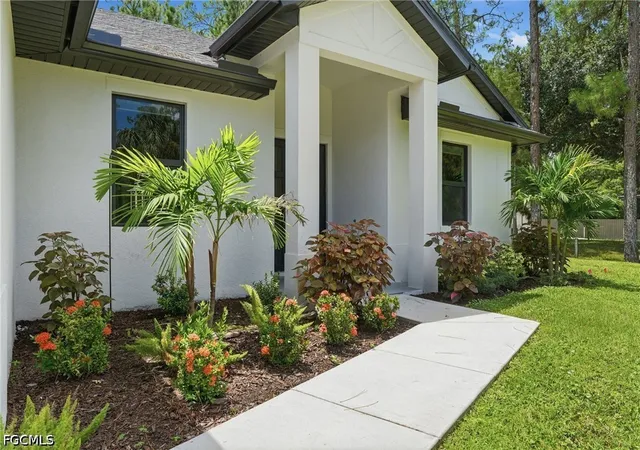 Photo 4 of Sale Pending at 3692 8th Avenue SE, Naples, FL 34117 | MLS# 2026036111 | Listing updated on 2026-09-03