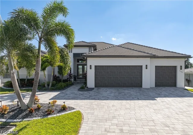 Photo 3 of Sale Pending at 1122 Lucerne Ave, Cape Coral, FL 33904 | MLS# 2026036118 | Listing updated on 2026-09-12