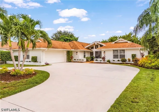 Photo 2 of Single family home for sale at 2472 Pine Woods Cir #17, Naples, FL 34105 | MLS# 226030510 | Listing updated on 2026-09-01