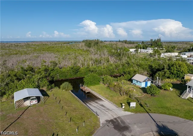 Photo 28 of Manufactured home for sale at 4826 Sandpiper Dr Sw, St James City, FL 33956 | MLS# 2026036122 | Listing updated on 2026-10-06