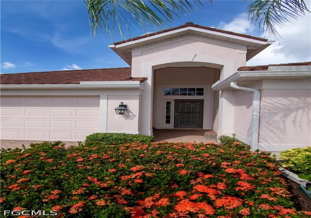 Photo 2 of Single family home for sale at 9124 Shadow Glen Way, Fort Myers, FL 33913 | MLS# 2026036125 | Listing updated on 2026-09-13