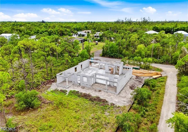 Photo 3 of Single family home for sale at 5288 Fairbanks Dr, Saint James City, FL 33956 | MLS# 2026036197 | Listing updated on 2026-10-15