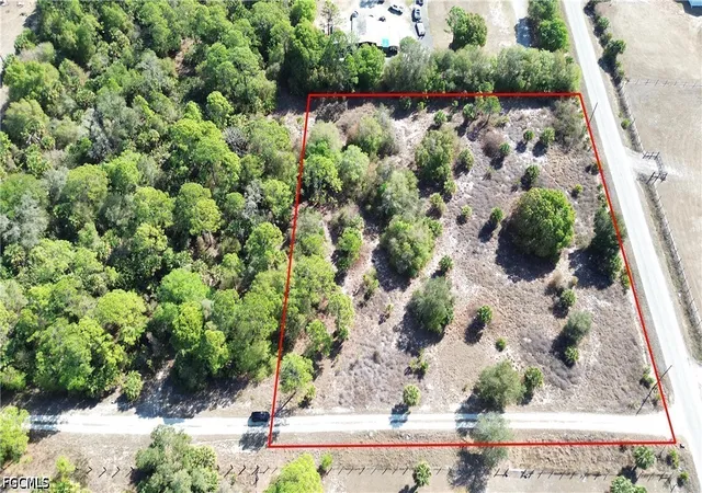 Photo 3 of Sale Pending at 1201 Homestead Ave, Clewiston, FL 33440 | MLS# 2026036226 | Listing updated on 2026-09-09
