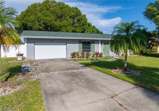 Photo 3 of Single family home for sale at 1402 Se 8Th Pl, Cape Coral, FL 33990 | MLS# 2026036263 | Listing updated on 2026-09-14