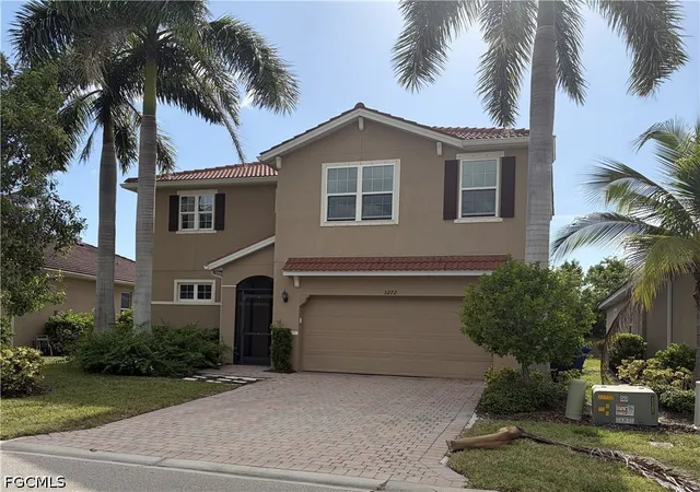 Photo 1 of Single family home for sale at 3272 Royal Gdns Ave, Fort Myers, FL 33916 | MLS# 2026036268 | Listing updated on 2026-09-14