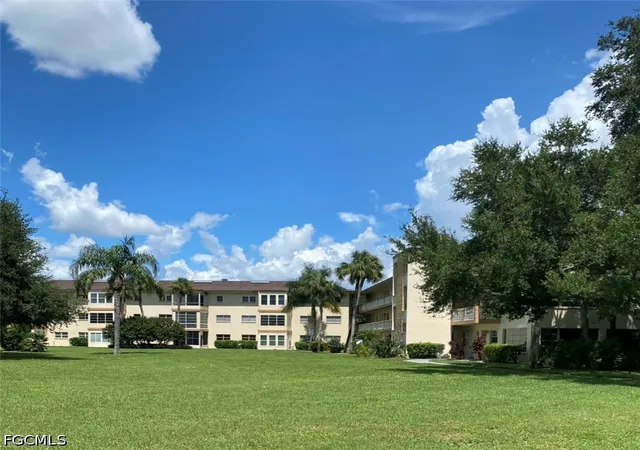 Listing Photo 3 - Condo for sale in building located at 1515 Tropic Ter, North Fort Myers, FL 33903 - Unit #1515