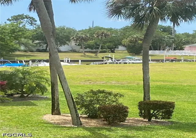 Listing Photo 5 - Condo for sale in building located at 1515 Tropic Ter, North Fort Myers, FL 33903 - Unit #1515