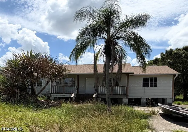 Photo 1 of Single family home for sale at 3717 21st St Sw, Lehigh Acres, FL 33976 | MLS# 2026036330 | Listing updated on 2026-09-08