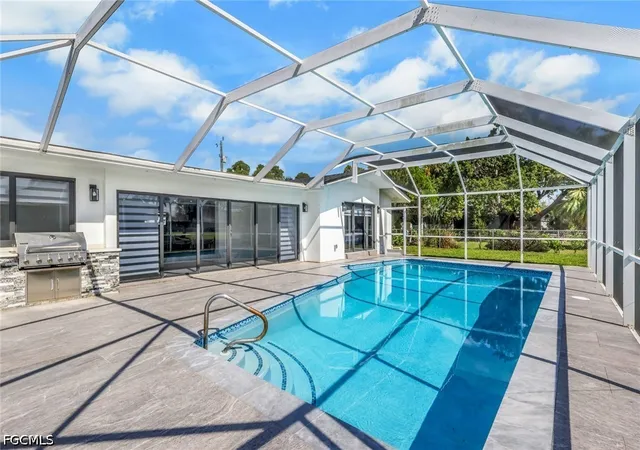 Photo 3 of Single family home for sale at 5313 Bayview Ct, Cape Coral, FL 33904 | MLS# 2026036371 | Listing updated on 2026-09-15